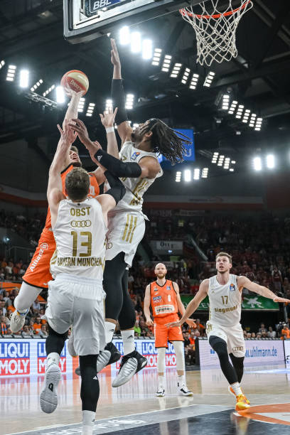 动员展现实 动员展现实